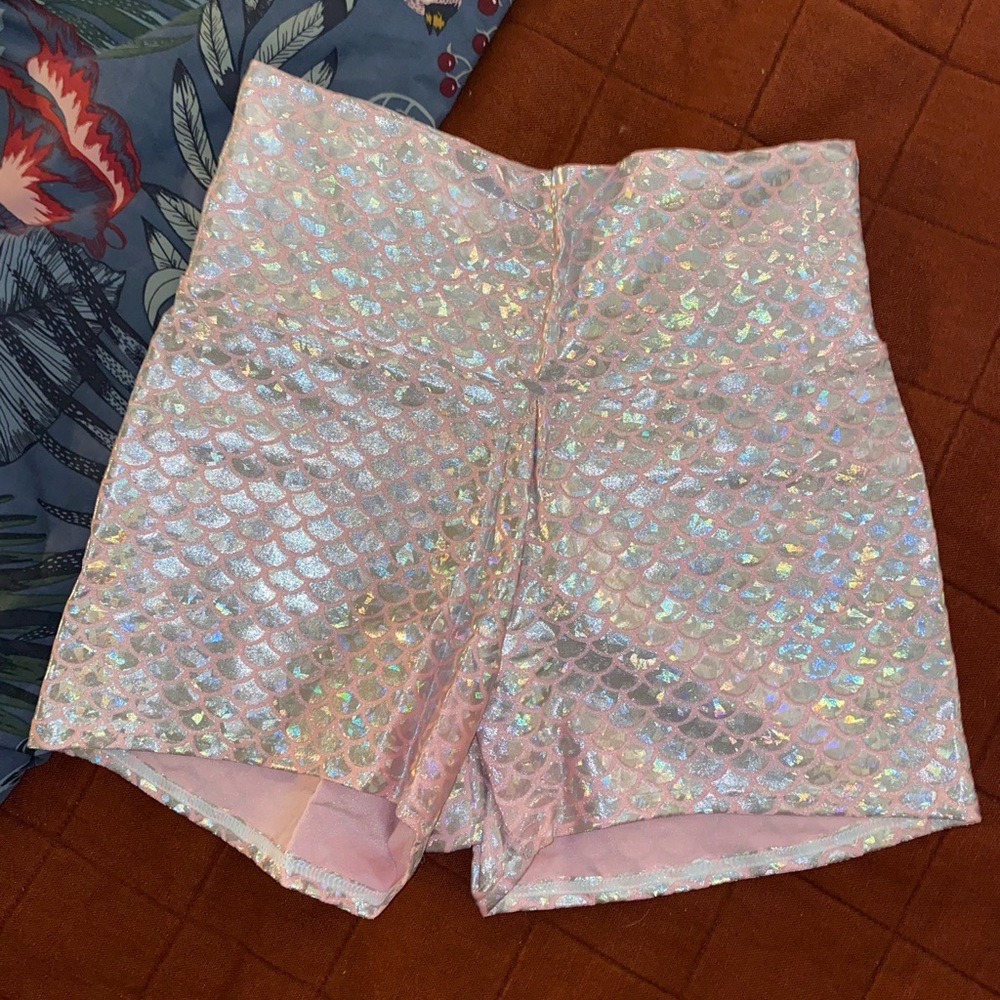 Coquetry Shorts